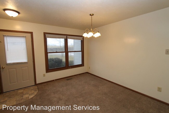 Building Photo - 815 W Wilden Ave