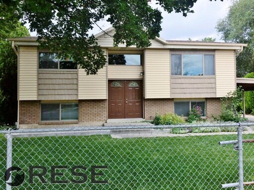Building Photo - 10554 S Clearview Dr