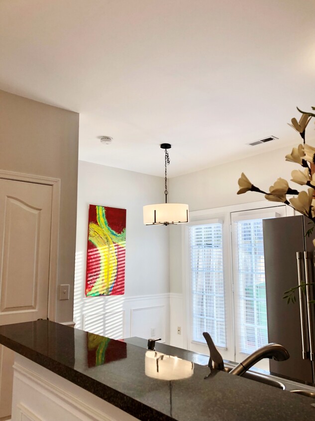 Dining nook near kitchen - 4132 Tarrant Trace Cir