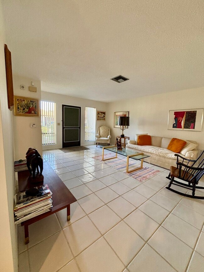 Building Photo - 6110 Ambertree Ln