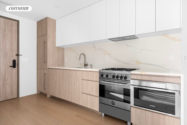 Foto del edificio - 11-36 45th Road 408A