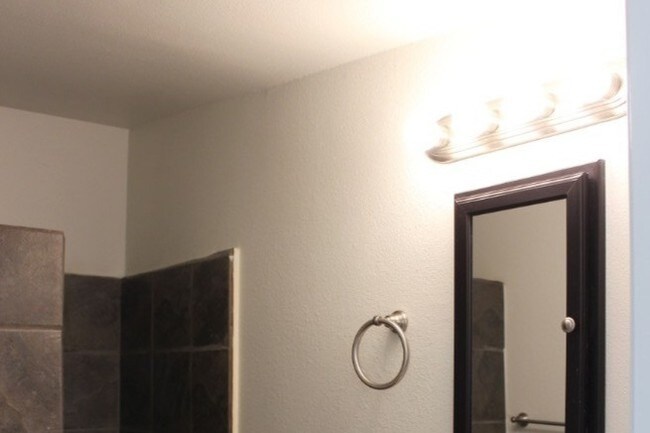 Foto del edificio - 74092 Aster Dr