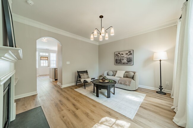 Building Photo - UPGRADES! Two Bedroom Townhouse - Six Mont...