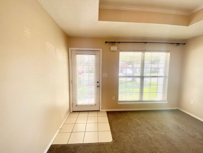 Foto del edificio - 4557 Barrington Ln
