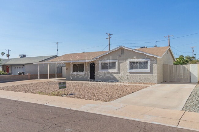 Building Photo - 1332 N 71st St
