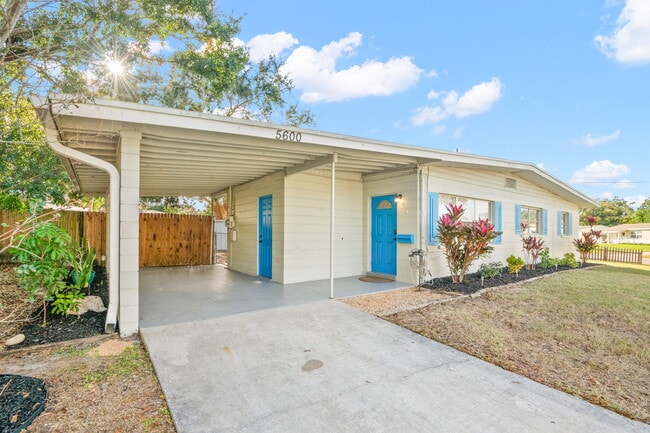 Building Photo - 5600 33rd Ave N