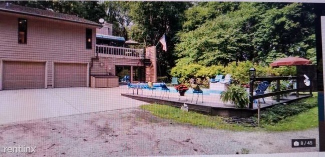 Building Photo - 2 br, 3 bath House - 6182 north 900 east road