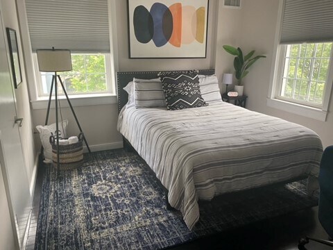 Dormitorio - 3144 N St NW