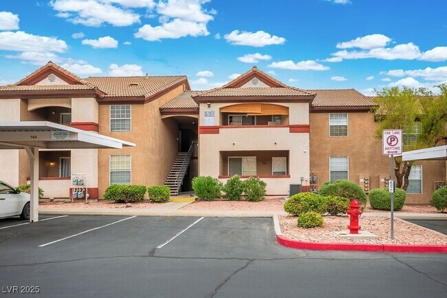 Foto del edificio - 231 W Horizon Ridge Pkwy