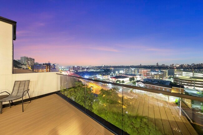 Foto del edificio - 8824 Churchill Rd