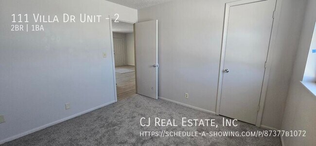 Building Photo - 111 Villa Dr