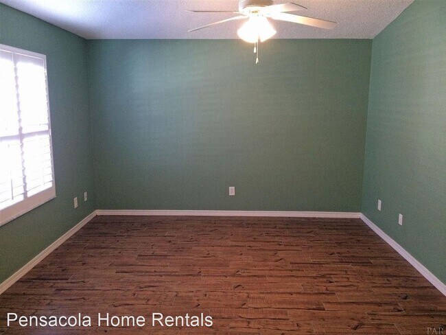 Building Photo - 3 br, 2 bath House - 4681 Canter Row