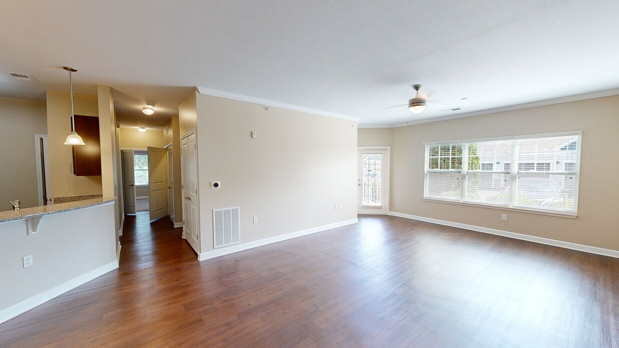 Photo - Wellsley Park at Deane Hill Apartments