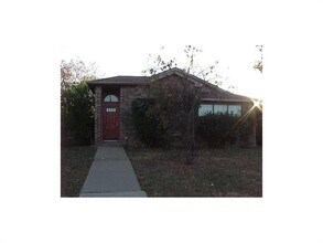 Building Photo - 428 Antietam Ct