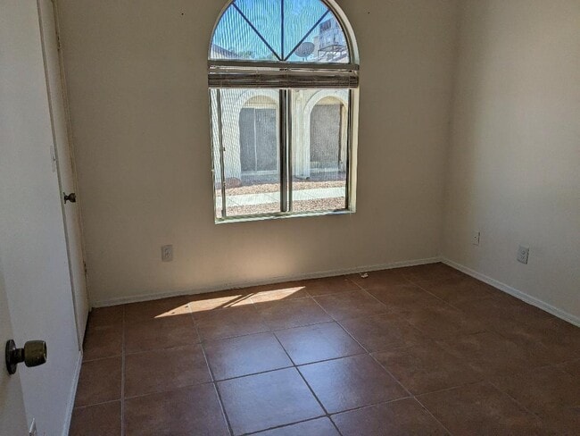 Building Photo - 8140 N 107th Ave