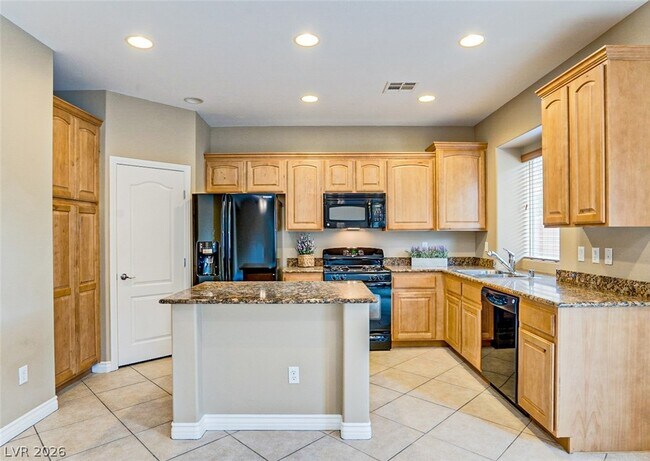 Foto del edificio - 10737 Drake Ridge Ave