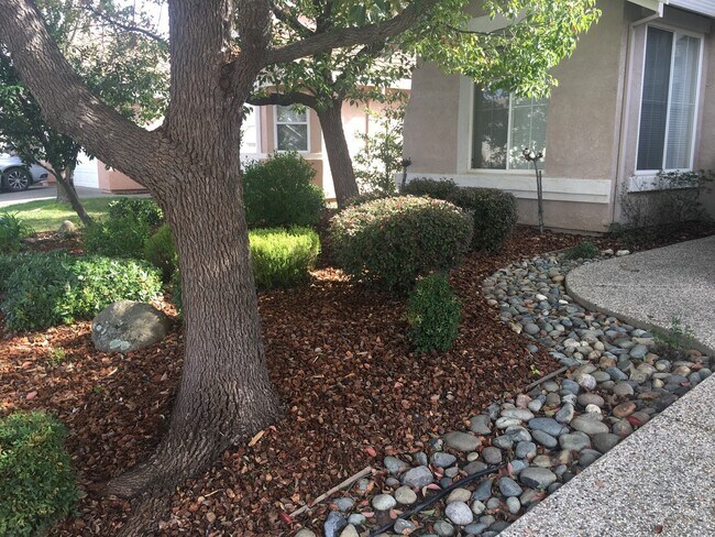 Foto del edificio - 7536 School House Ln