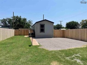 Building Photo - 1007 S Wall St