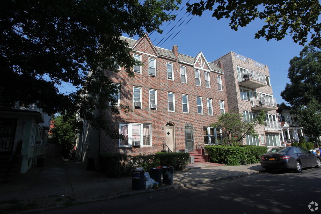 Foto del edificio - 1586-1590 E 22nd St