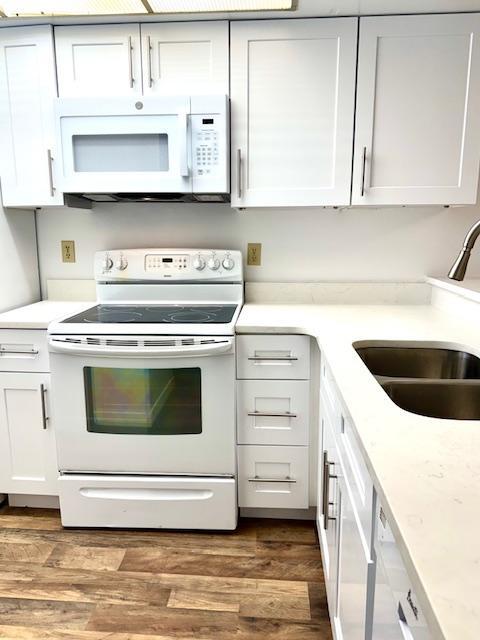 Foto del edificio - 3013 Sir Hamilton Cir