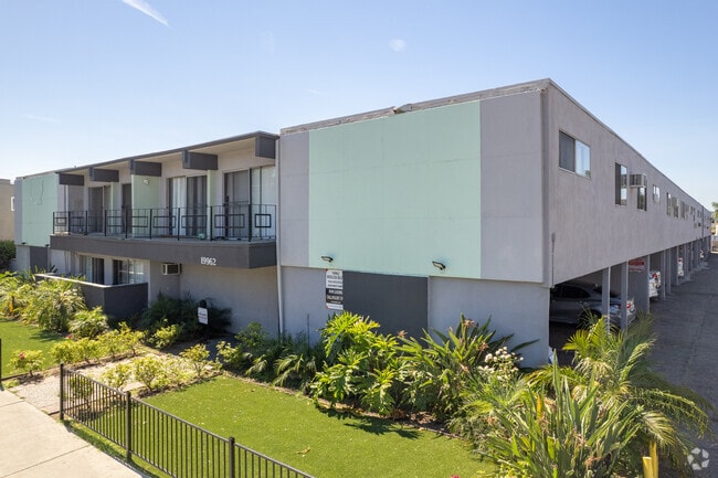 Primaria - Big Roscoe Apartments