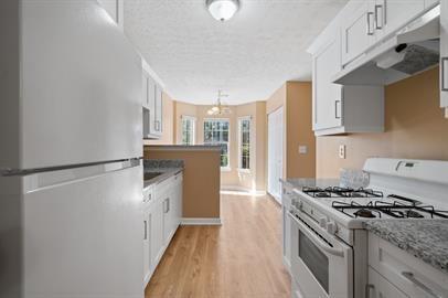 Foto del edificio - 7253 Crestside Dr