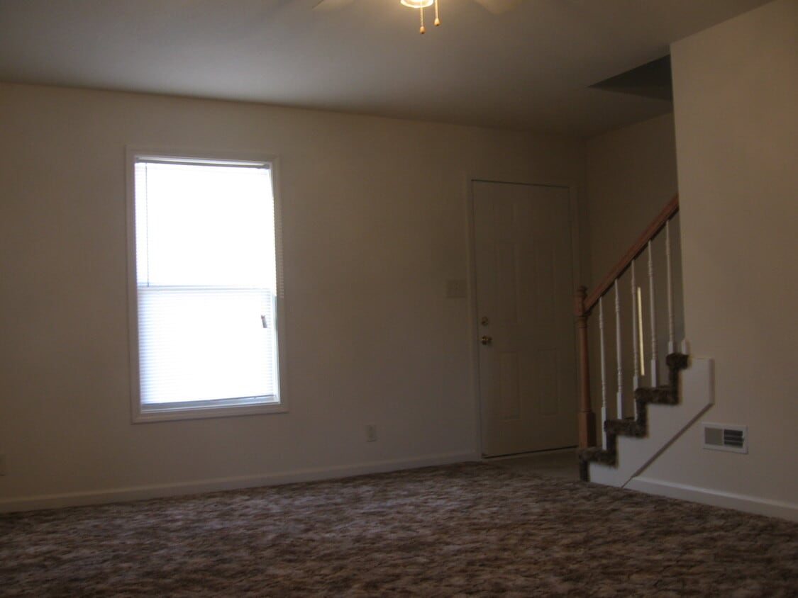 Building Photo - 500 Patriot Park Ct