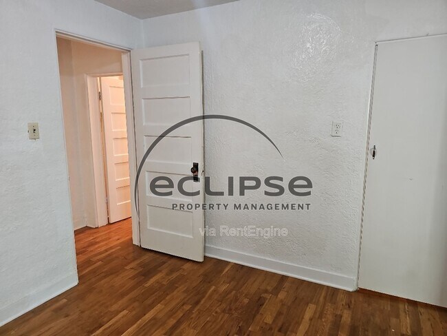 Foto del edificio - 504 2nd St