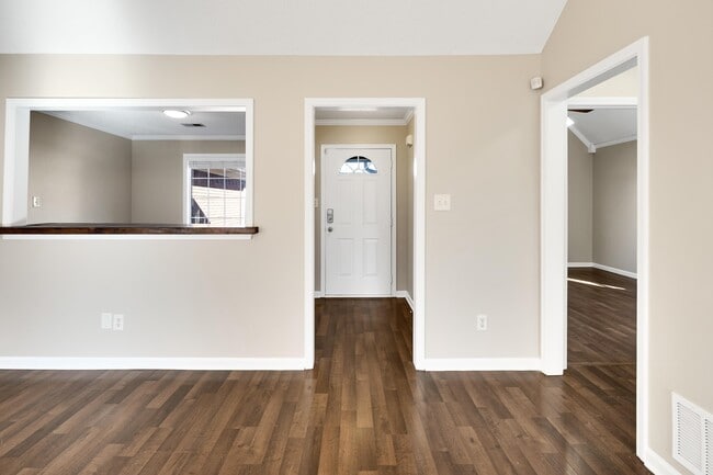 Building Photo - 7775 Shadow Elm Ln