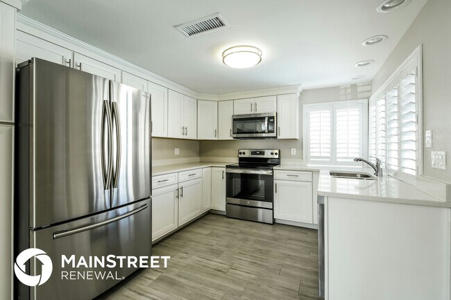 Foto del edificio - 15816 N 25th Ave