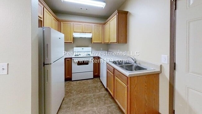 Photo - 1043-B Vale St Apartment