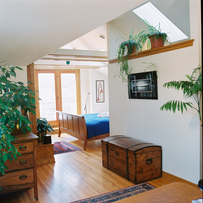Primary Photo - 4308 Beard Ave S