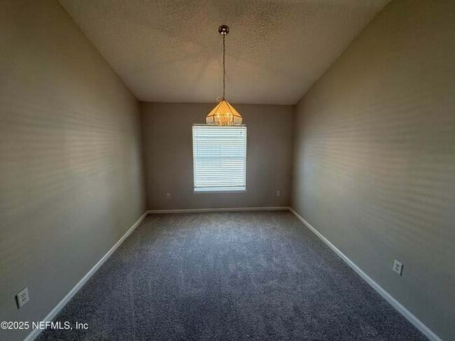 Foto del edificio - 2821 Cross Creek Dr