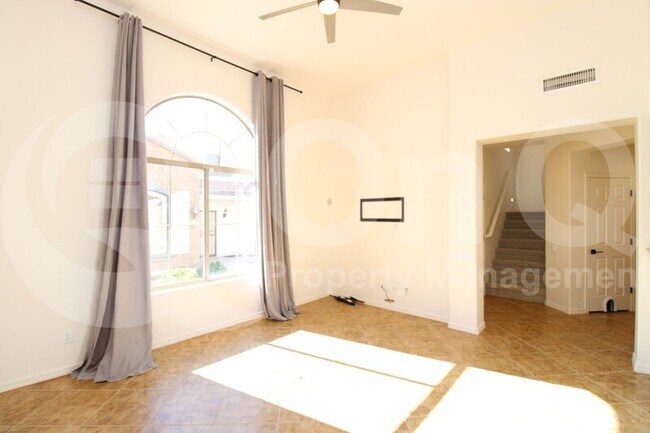 Foto del edificio - 26409 N Babbling Brook Dr