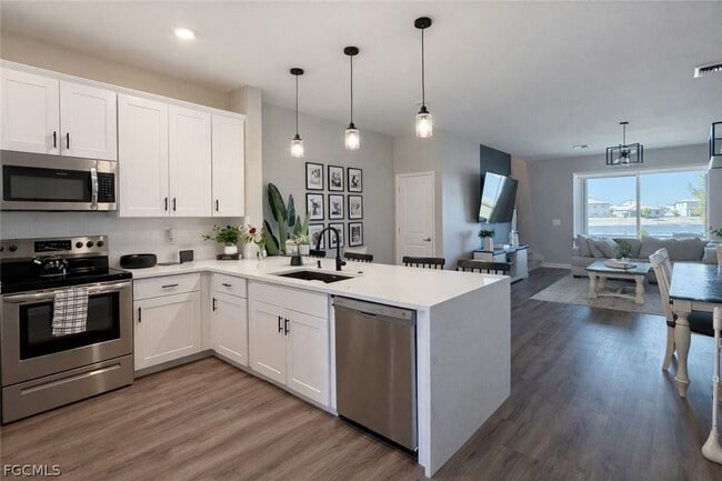 Building Photo - 14226 Pine Lodge Ln