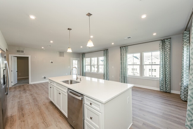 Foto del edificio - 6601 Citory Way