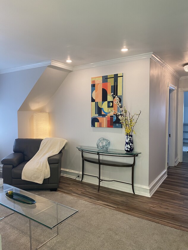 Living room - 1013 N 63rd St