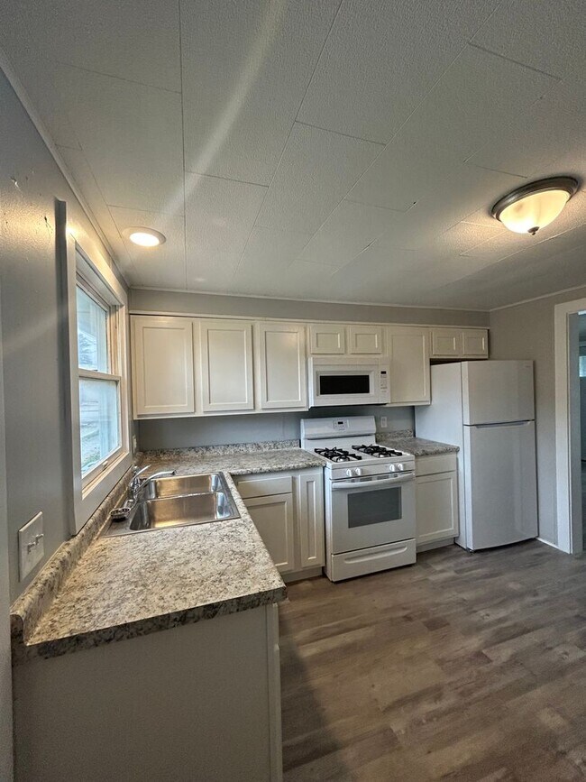 Foto del edificio - 106 S Vine St