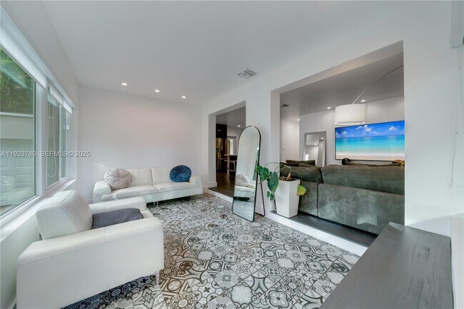 Foto del edificio - 125 NW 88th St