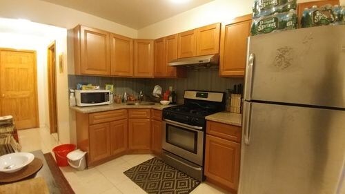 Primary Photo - 246 51st St