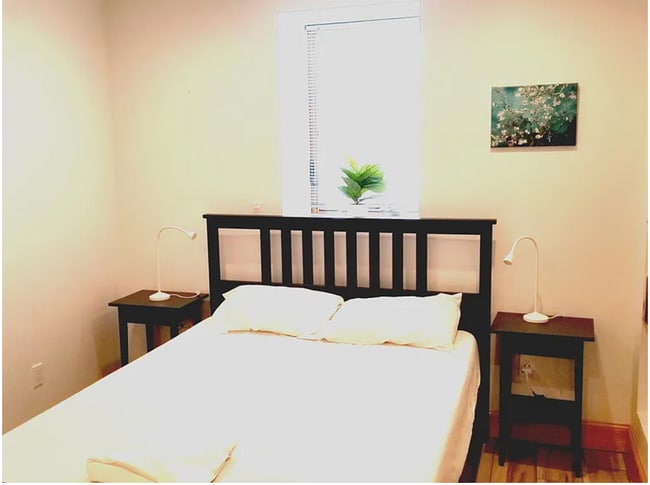 Foto del edificio - 182 Babcock St