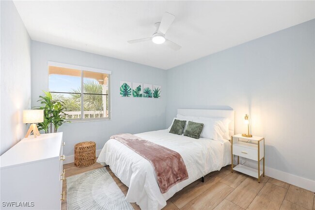 Foto del edificio - 2711 Citrus Lake Dr
