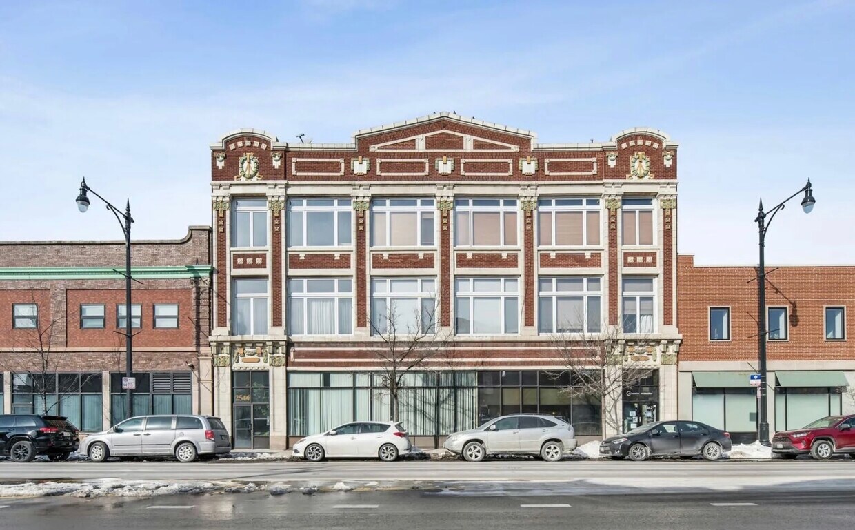 Foto principal - 2544 W North Ave