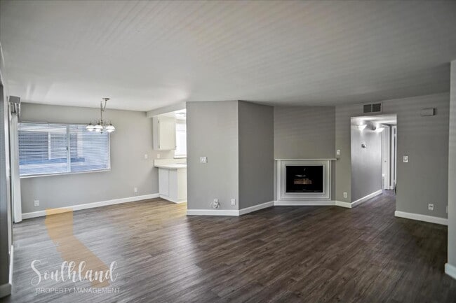 Building Photo - 26824 Claudette St