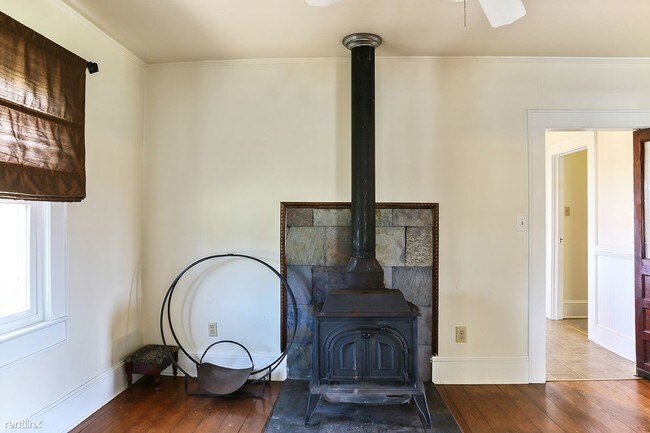 Foto del edificio - 1314 Beech Springs Rd