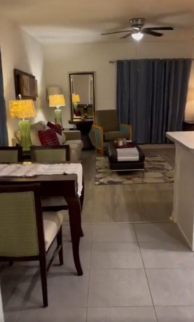 Foto del edificio - Charming 3BR House in Sun City Center