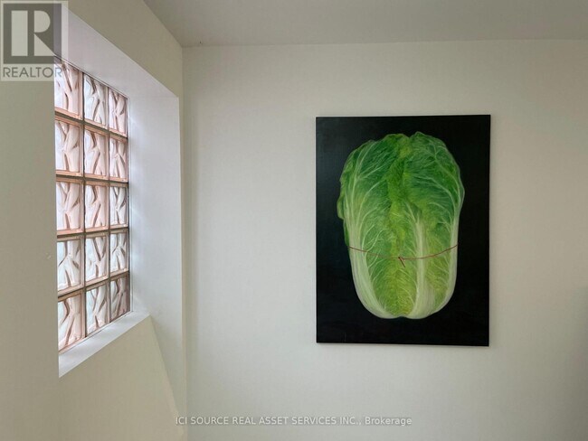 Photo du bâtiment - 60 Beverley St