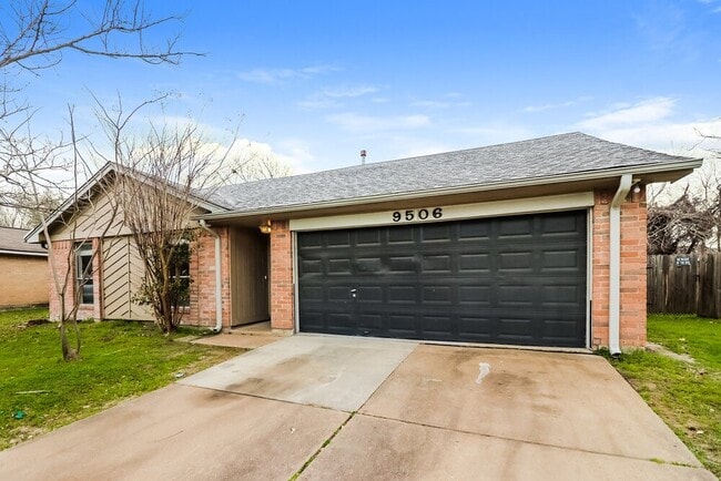 Building Photo - 9506 Lost Eagle Dr