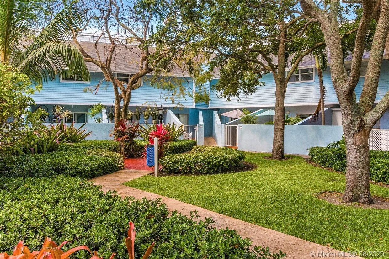 798 Crandon Blvd Unit 50B, Key Biscayne, FL 33149 Condo for Rent in