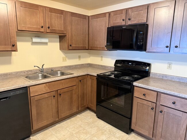 Building Photo - Village Park Apartments